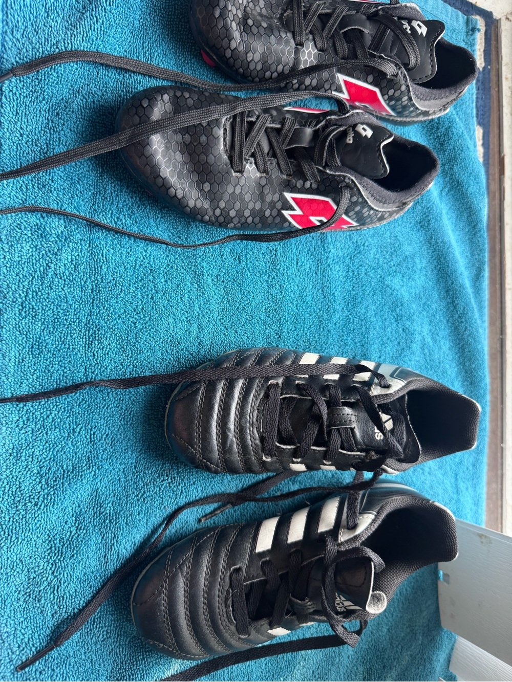 Kids Black Soccer Sneakers with Red Detail - Lotto & Adidas Styles